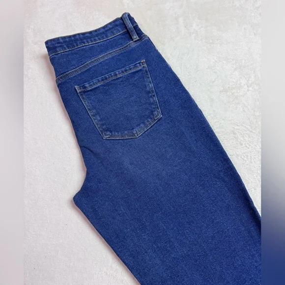 Buffalo David Bitton Women's High Rise Wide Leg Jeans - Picture 4 of 4